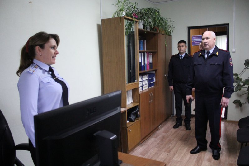 Дмитрий Ильичев посетил отдел МВД России по Чунскому району